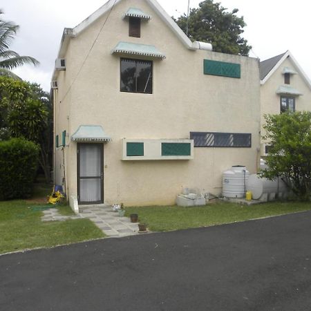 Arabica Villa Flic en Flac Exterior photo